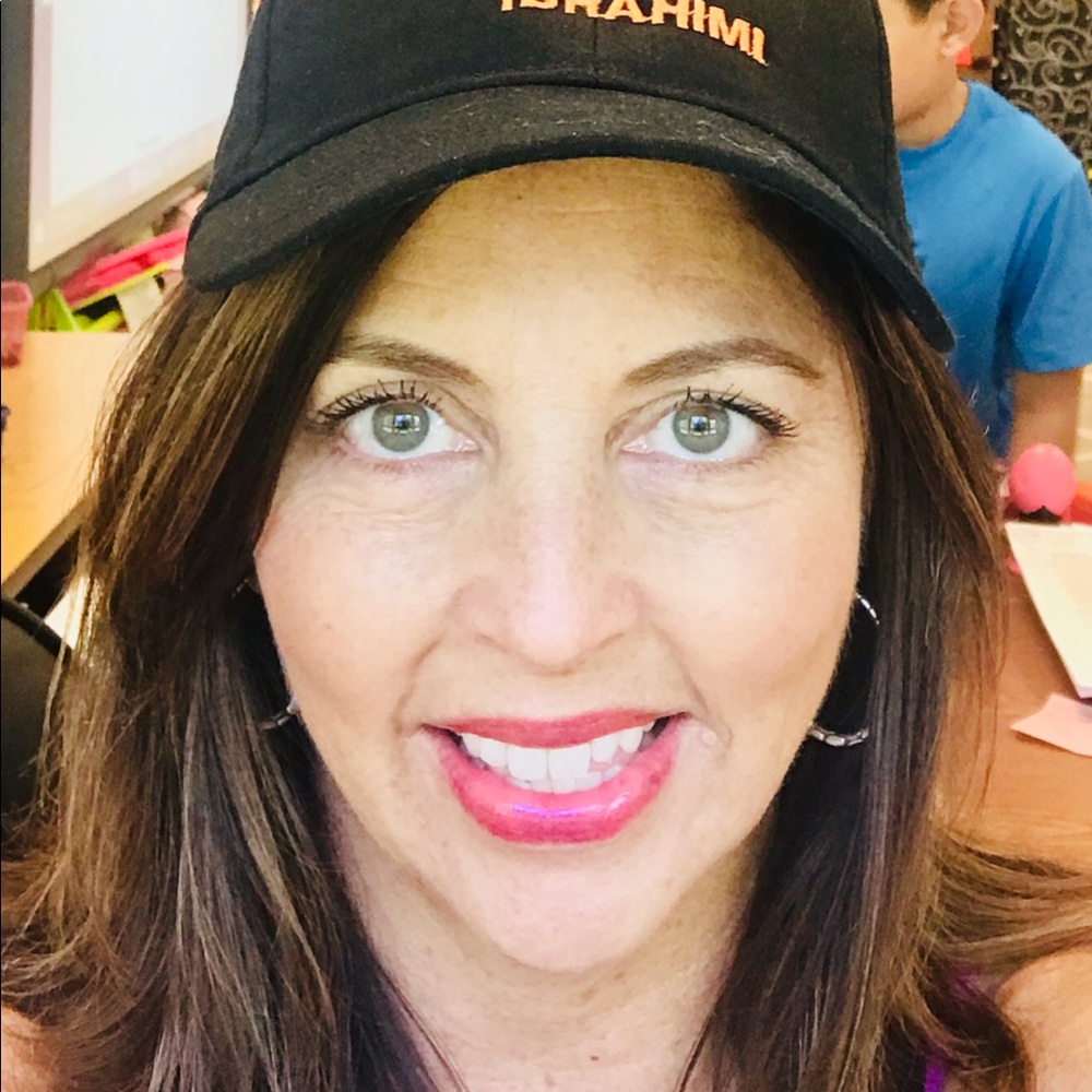 Meet your Posher, Michele